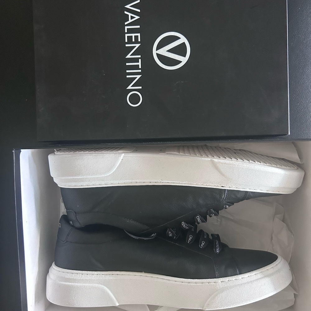 Valentino casual sneakers - Picture 3 of 10